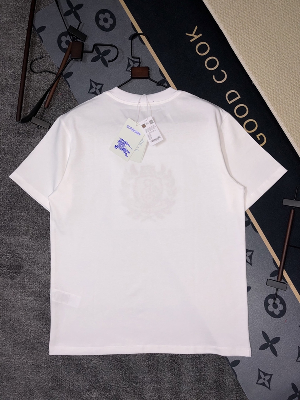 ブランドTシャツ角部分ディテール